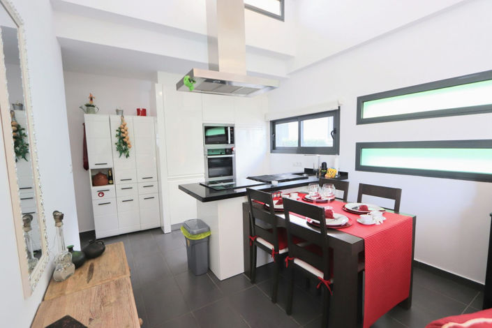 Image No.12-3 Bed House for sale