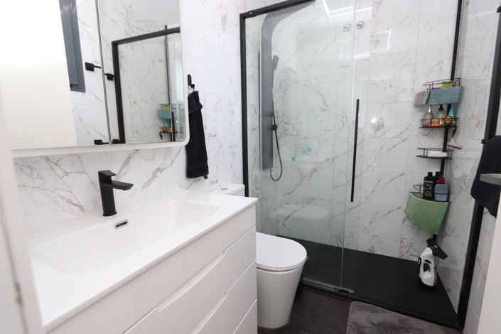 Image No.21-3 Bed House for sale