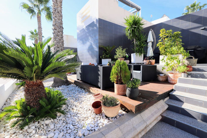 Image No.23-3 Bed House for sale