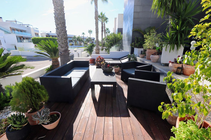 Image No.26-3 Bed House for sale