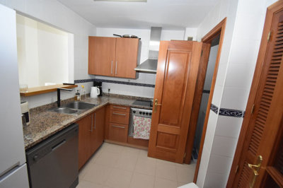 10-bb915d1cb19341576dcdc994b81ab9c5