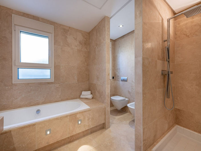 Image No.6-2 Bed Apartment for sale