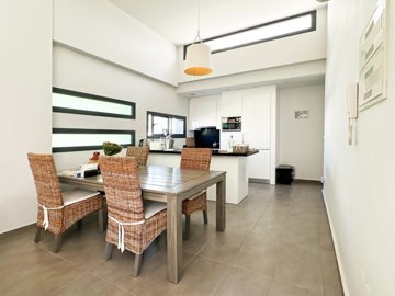 o1j9a3mm6jvsh1jgh2fp12f19n62r