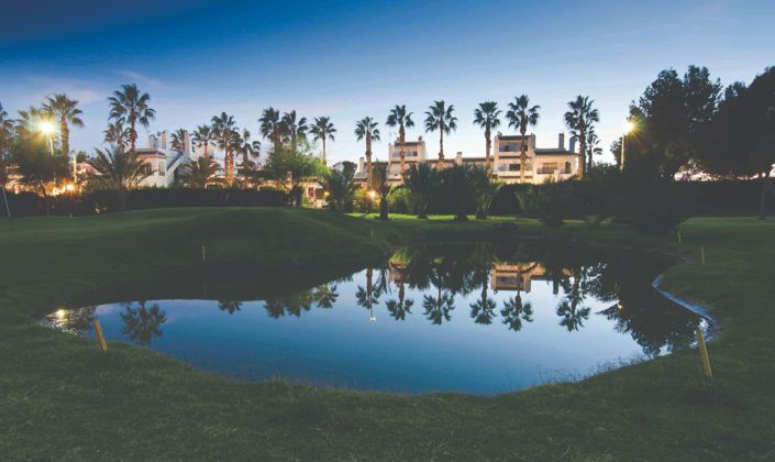 Image No.40-3 Bed Townhouse for sale