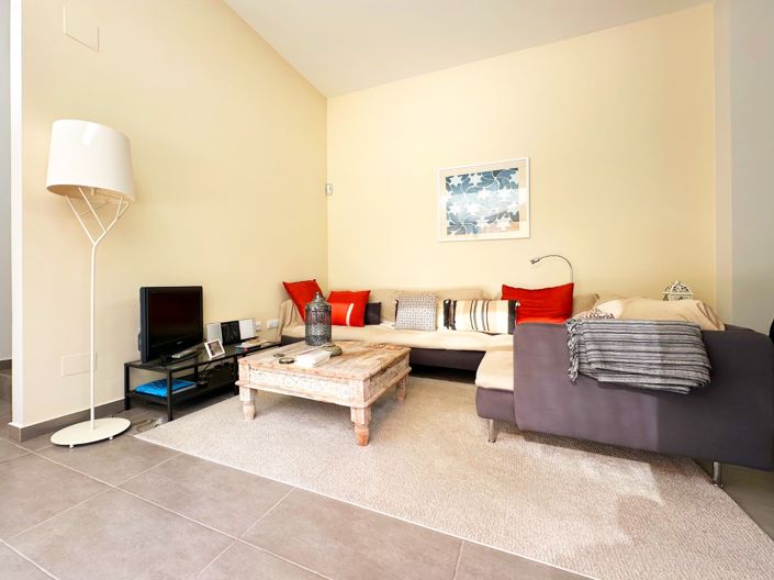 Image No.9-3 Bed Townhouse for sale