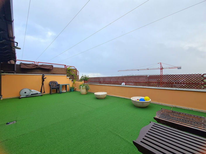 Image No.8-4 Bed Penthouse for sale