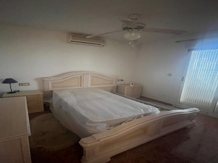 Image No.15-3 Bed House for sale