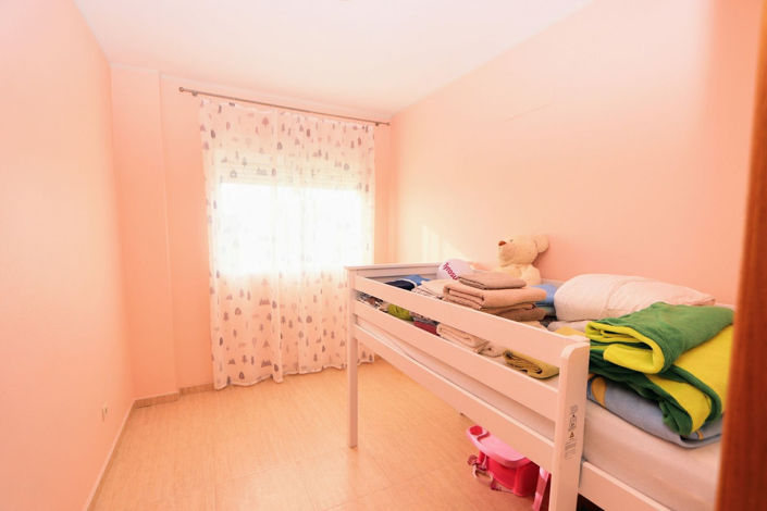 Image No.21-3 Bed Apartment for sale