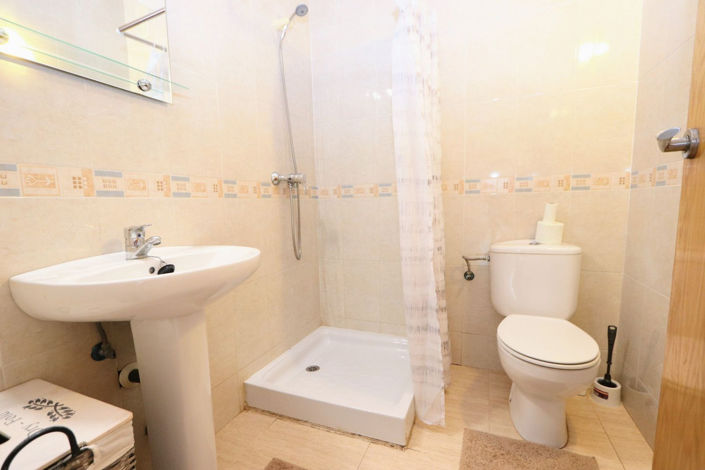 Image No.25-3 Bed Apartment for sale