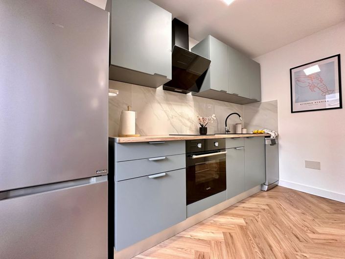 Image No.15-2 Bed Apartment for sale