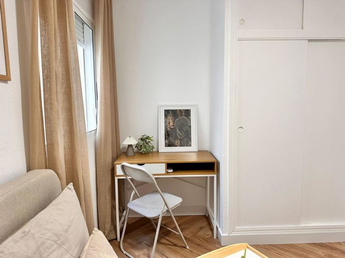 Image No.20-2 Bed Apartment for sale