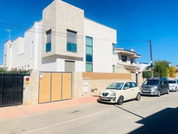 Villa de 4 chambres à vendre à Santiago de la Ribera