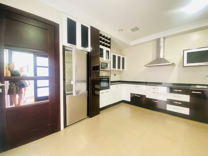 Image No.20-4 Bed Villa for sale