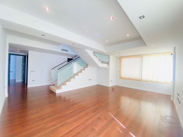 Image No.32-4 Bed Villa for sale