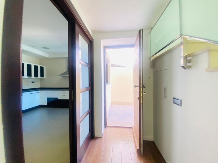 Image No.50-4 Bed Villa for sale