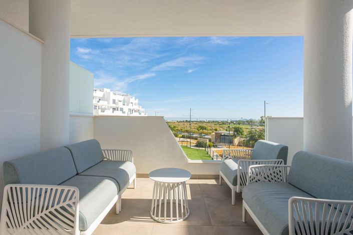 Image No.10-2 Bed House for sale