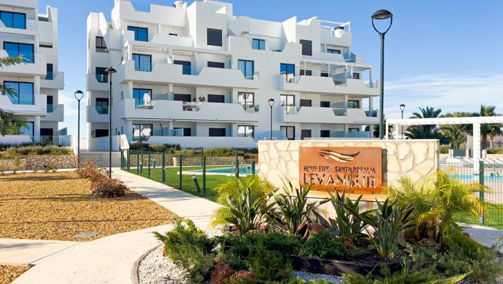 Image No.25-2 Bed Apartment for sale