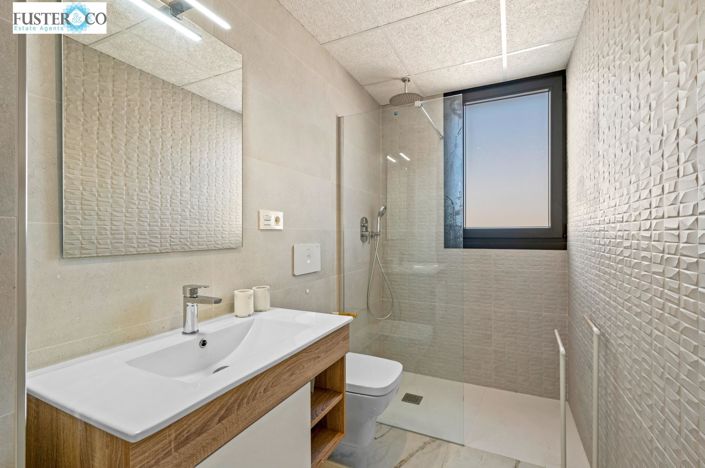 Image No.18-2 Bed Apartment for sale