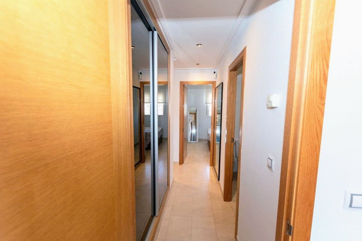 Image No.21-3 Bed Apartment for sale