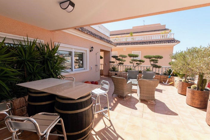 Image No.27-3 Bed Apartment for sale