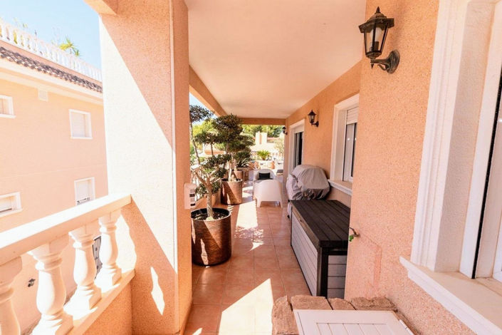 Image No.30-3 Bed Apartment for sale