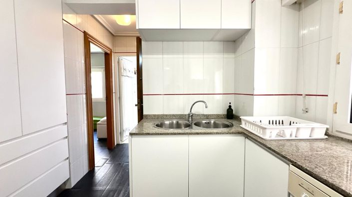 Image No.25-3 Bed Apartment for sale