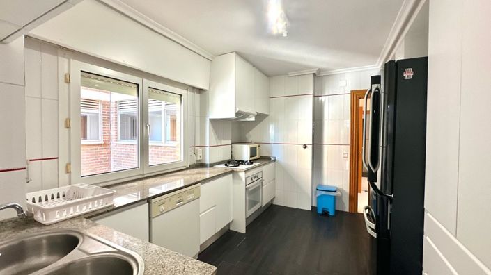 Image No.27-2 Bed Apartment for sale