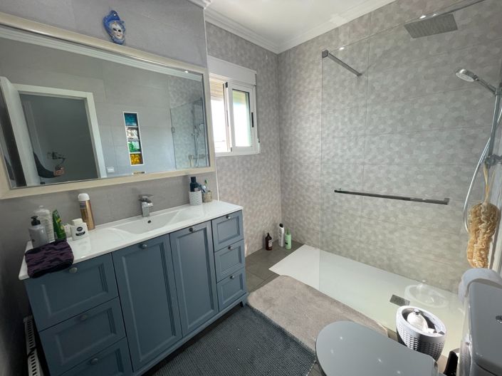 Image No.25-Villa de 4 chambres à vendre à Guardamar del Segura