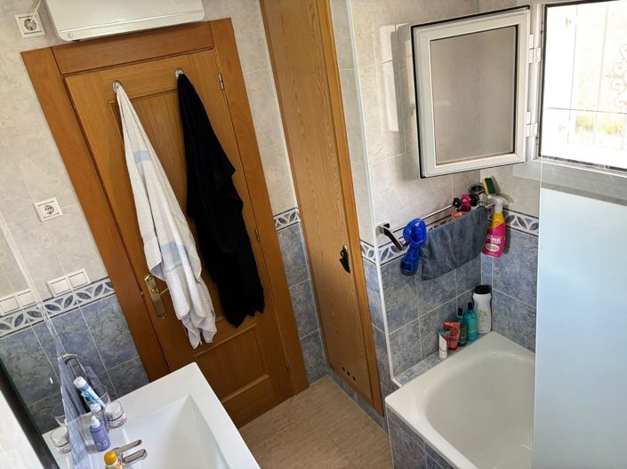 Image No.28-3 Bed Villa for sale