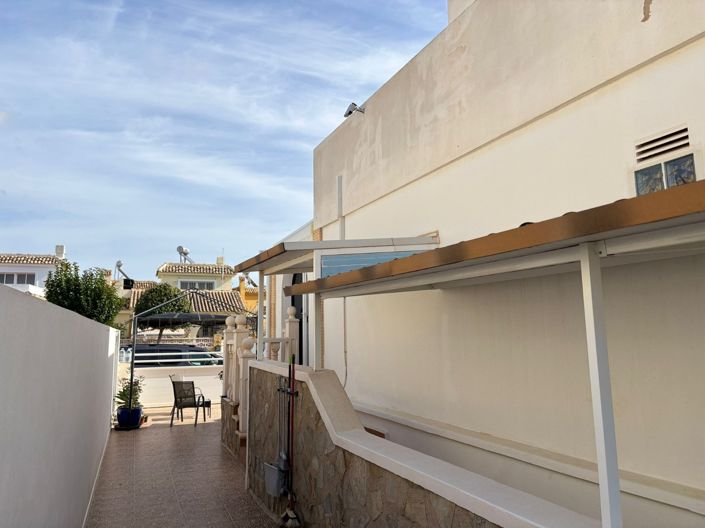 Image No.5-3 Bed Villa for sale