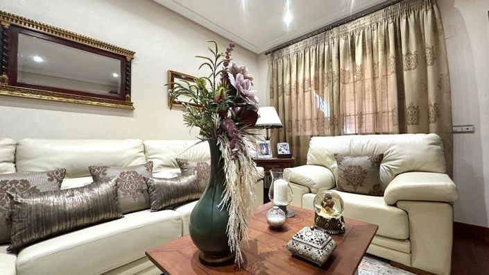 Image No.46-4 Bed Townhouse for sale