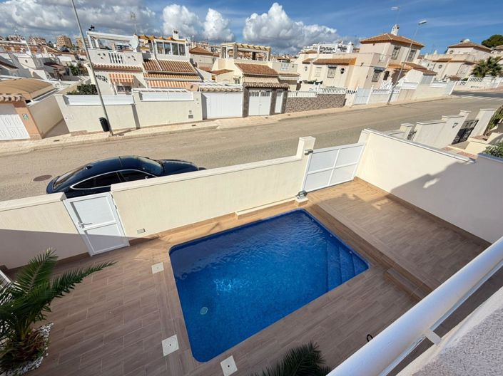 Image No.33-4 Bed House for sale