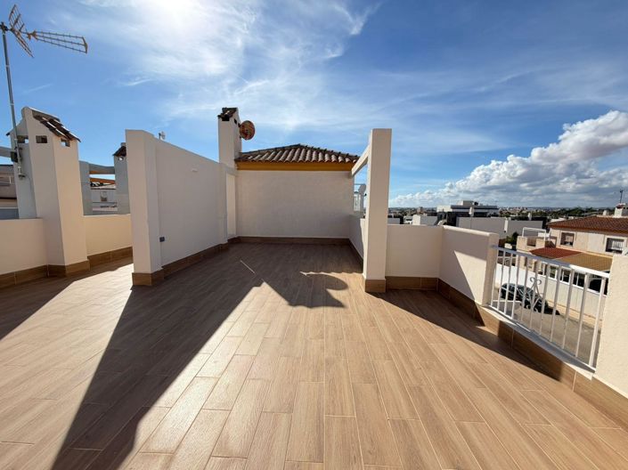 Image No.36-4 Bed House for sale