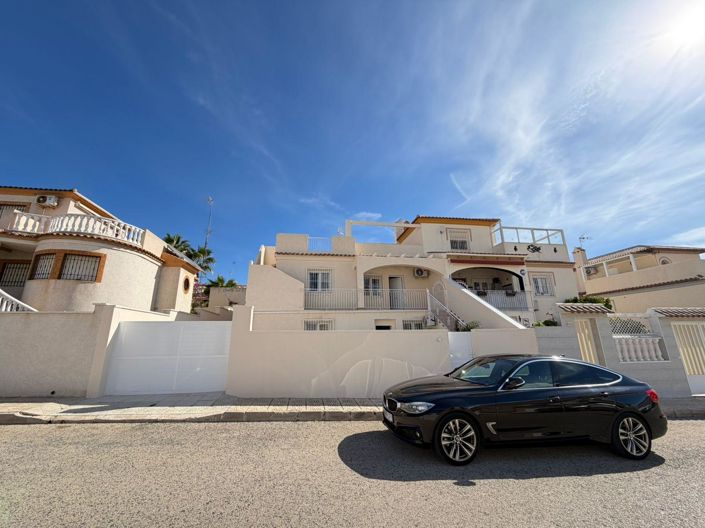 Image No.39-4 Bed House for sale