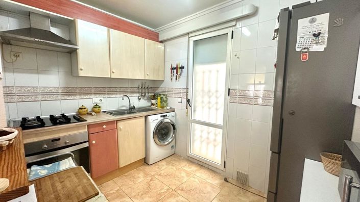 Image No.22-2 Bed Bungalow for sale