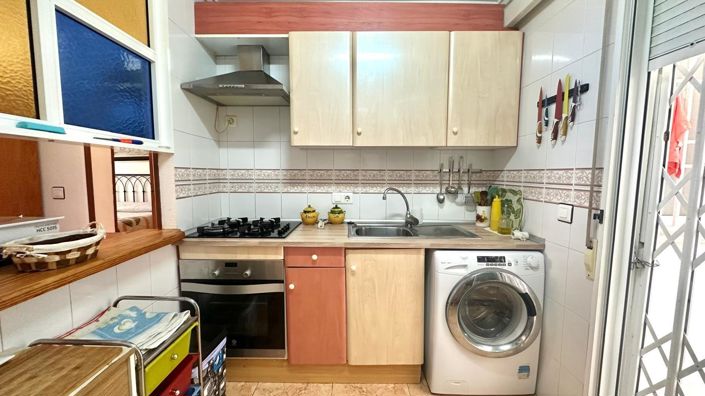 Image No.25-2 Bed Bungalow for sale