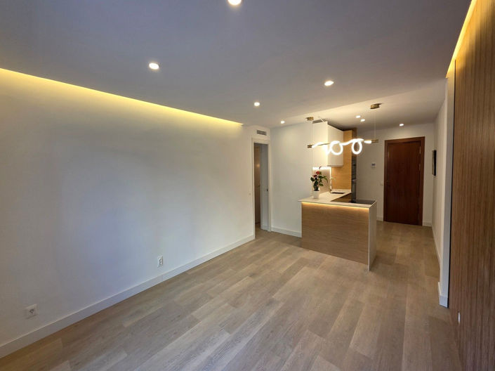 Image No.10-3 Bed Apartment for sale