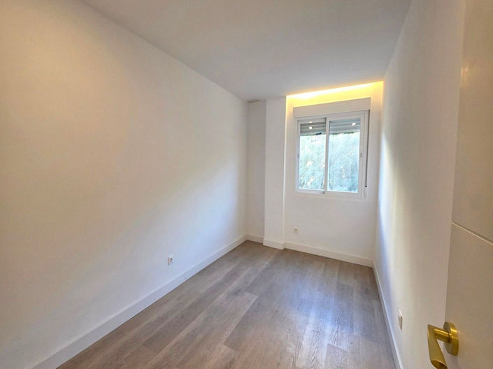 Image No.27-3 Bed Apartment for sale