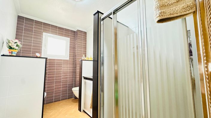 Image No.18-3 Bed Apartment for sale