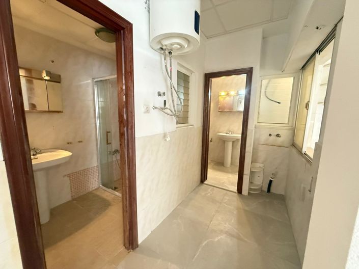 Image No.10-3 Bed Apartment for sale