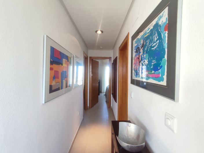 Image No.23-2 Bed Apartment for sale