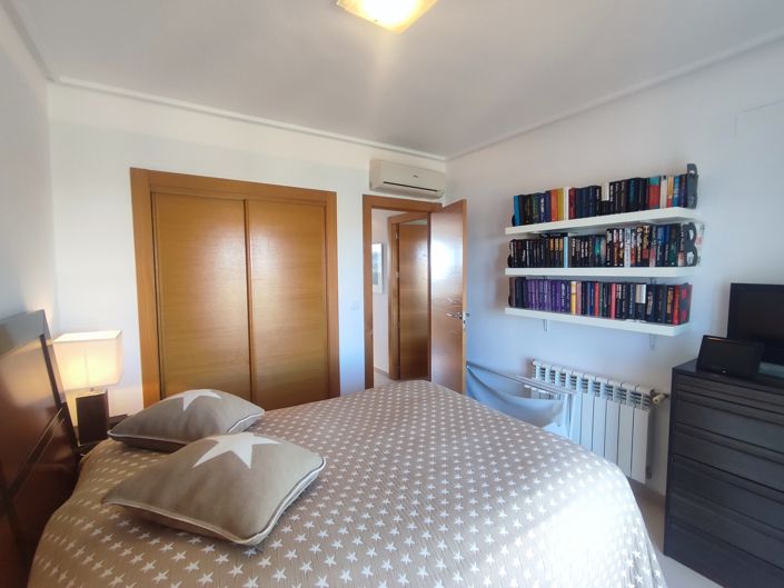 Image No.25-2 Bed Apartment for sale