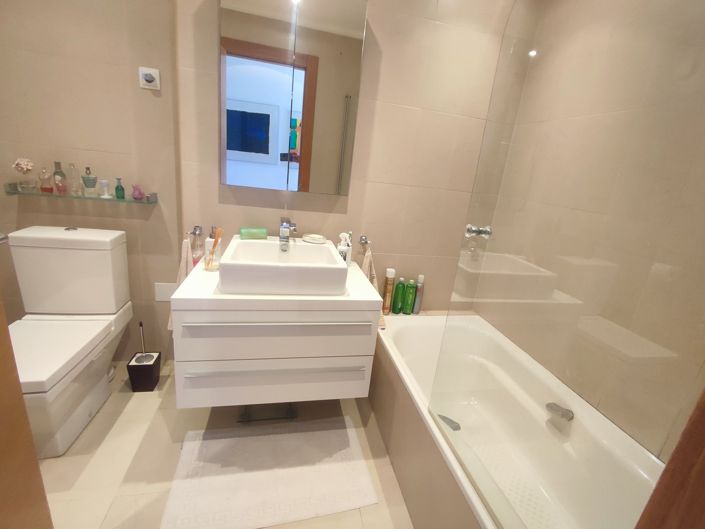 Image No.28-2 Bed Apartment for sale