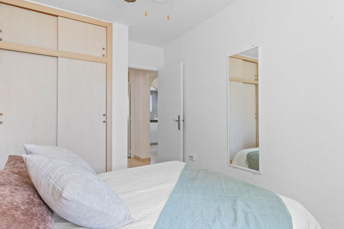 Image No.11-2 Bed Bungalow for sale