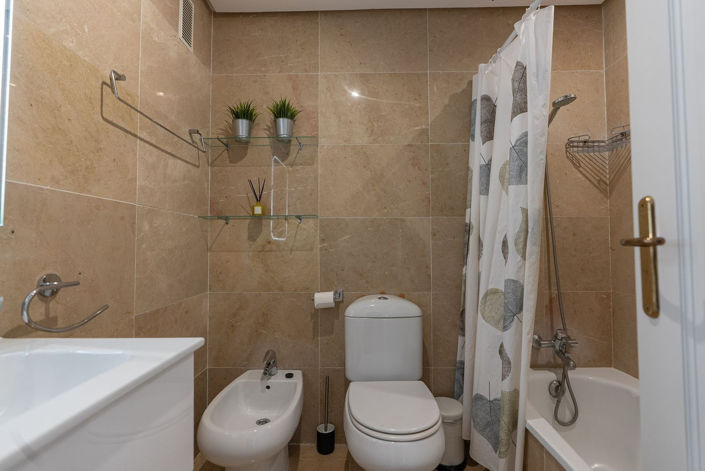 Image No.7-2 Bed Apartment for sale