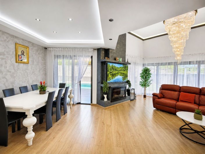 Image No.5-3 Bed Villa for sale