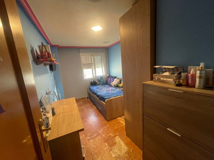 Image No.15-4 Bed Apartment for sale