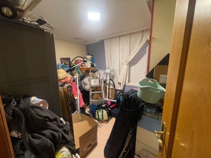 Image No.17-4 Bed Apartment for sale