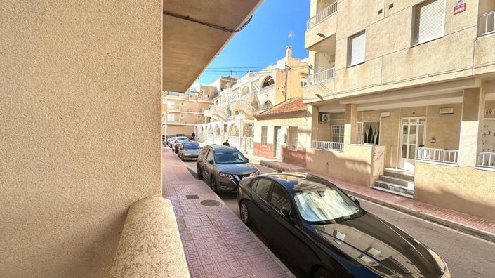 Image No.29-2 Bed House for sale