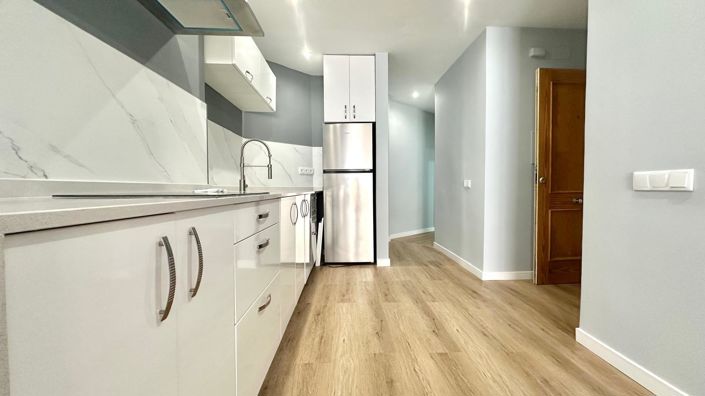 Image No.30-2 Bed Apartment for sale